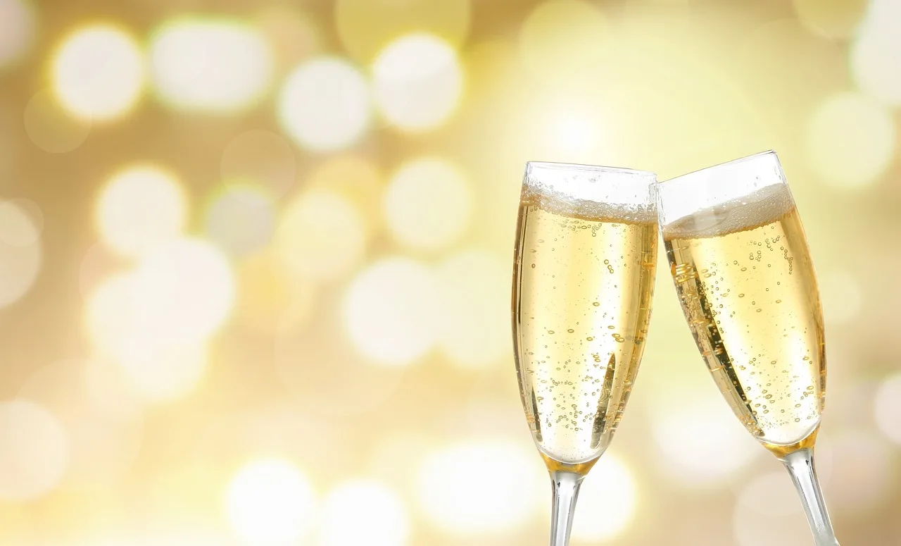 Pourquoi le bouchon de champagne saute ?