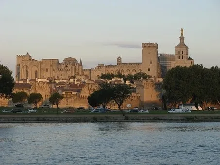 Quand boire Chateauneuf du Pape 2015 ?