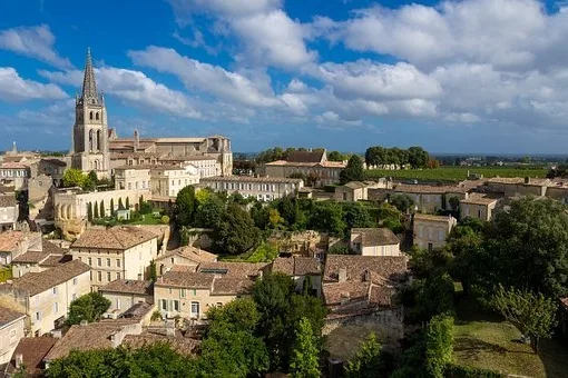 Quand boire Saint-émilion 2016 ?