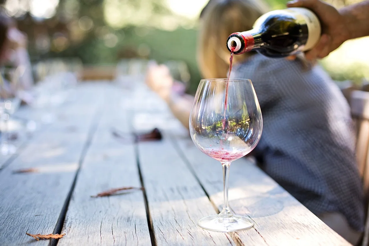 Comment se d&eacute;roulent l’achat et la livraison de vins primeurs&thinsp;?